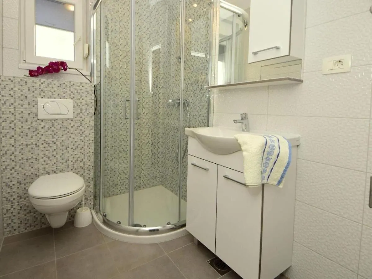 Apartment Memi - Great Location, Modern & Parking Trogir Croatia